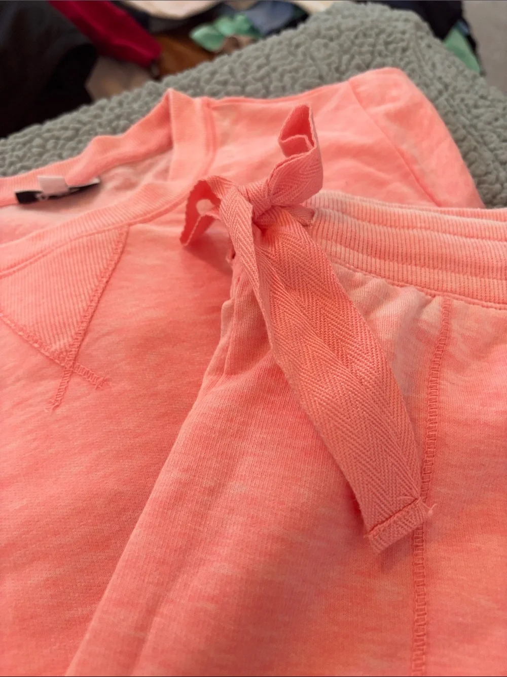 NWOT Roudelain Coral Pink Cozy Pajama Set - Soft Pullover & Drawstring Jogge